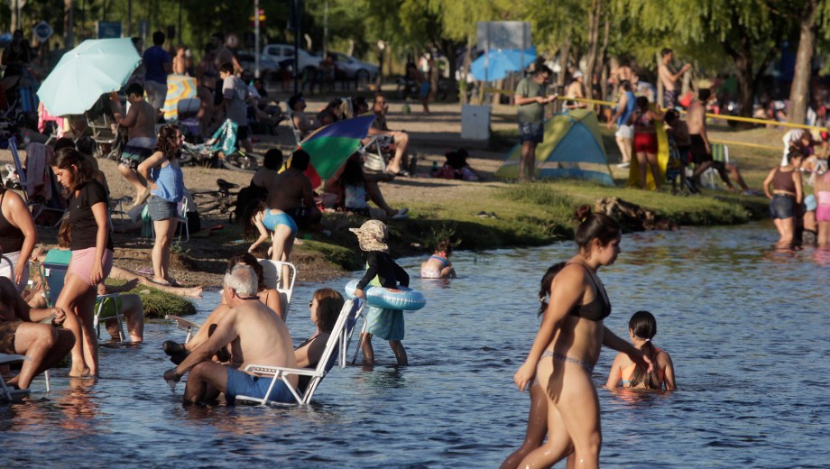 El Balneario Sandra Canale es uno de los más concurridos durante el verano. Foto: Oscar Livera.