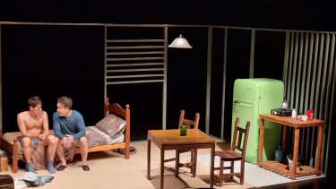 "Me enamoré de su escritura", dice la directora Ana Verlaz, al momento de explicar por qué eligió esta obra tan particular de Santiago Loza.