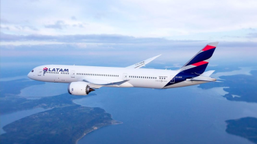 Latam vuelve a volar entre Neuquén y Santiago de Chile. Foto: archivo. 