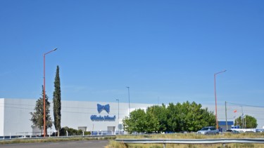 La familia de Alan Riquelme exige justicia tras su muerte en un frigorífico. Foto Juan Thomes.