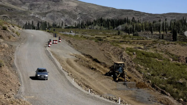 Neuquén asfaltará las rutas 11, 43 y 63 en la cordillera y el norte neuquino. (Gentileza Neuquén Informa).