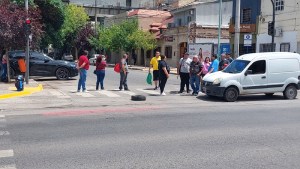 Se levantó el corte en pleno centro de Neuquén: vigiladores de escuelas llegaron a un acuerdo