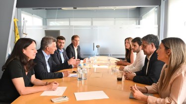Mauricio Macri y el PRO reunidos. Foto: Infobae. 