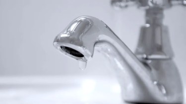 Baja presión de agua en Neuquén.