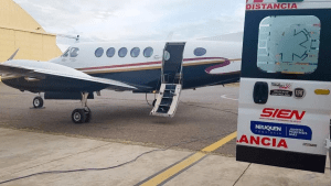 Una pareja de Junín de los Andes está grave tras volcar sobre Ruta 40: fue derivada de urgencia a Neuquén