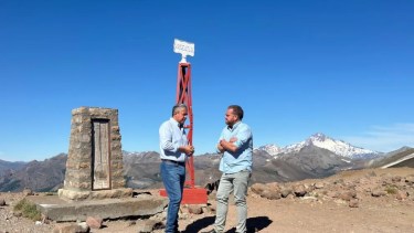Rolando Figueroa, junto a su par del Biobío, Sergio Giacaman. Foto: gentileza.