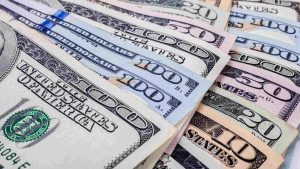 Dólar blue en Neuquén y lunes negro: salto de 35 pesos este 7 de abril de 2025, a cuánto cerró