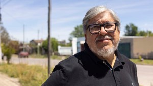 Fue el «hijo de la criada» y vivió en una casa de lujo en Río Negro: el “Chino” Navarro, alejado de la política, reconstruye sus orígenes