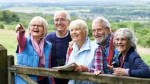 Jubilados y viajes: qué incluye el plan de turismo de PAMI y qué paseos ofrecen