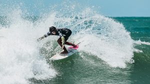 El boom del semillero del surf argentino: torneazo en Mardel y campus en Hawaii