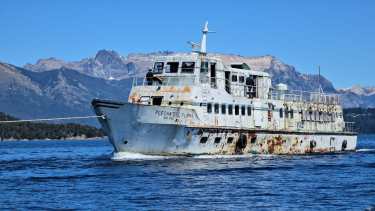 El barco mide 33 metros de eslora y pesa 150 toneladas. Foto: gentileza