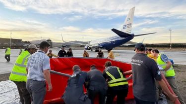 16 medios aéreos operan en Parque Lanín para combatir el incendio. Foto: Gentileza
 