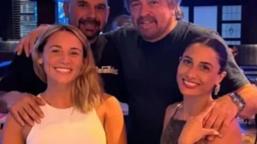 Rocío Oliva y Néstor Ortigoza se comprometieron: las imágenes del anillo
