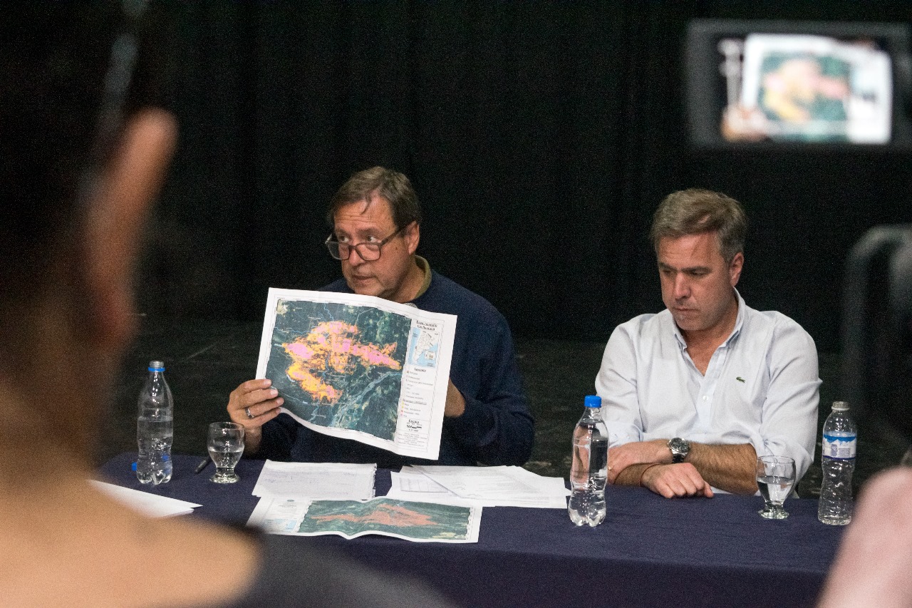 Weretilneck ofreció un detalle de la ayuda que se dará a los afectados de los incendios de El Bolsón. Foto: gentileza