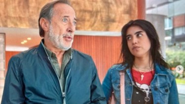 Agostina en su papel en "El Encargado" con Guillermo Francella. 