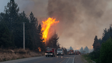 El incendio en la zona de Mallín Ahogado se inició el jueves pasado. Río Negro y los municipios de El Bolsón y Bariloche están en emergencia ígnea. Foto archivo/Marcelo Martinez