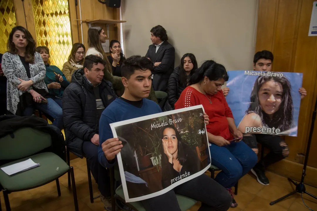 El reclamo de justicia por Micaela Bravo, que fue asesinada a finales de marzo del 2016  en Bariloche, ya no se escucha en esta ciudad. (foto de archivo)