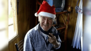 El último adiós a Don Reyes, el vecino de El Bolsón que murió en los incendios: «Hoy por esa gente maldita te perdí»