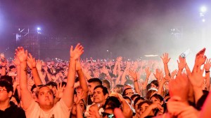 Hoy no vas a poder ver a Tiago PZK en vivo: qué pasa con las transmisiones en la Fiesta de la Confluencia 2025