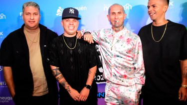 Ke Personajes en Fiesta de la COnfluencia. Foto: Cecilia Maletti.
