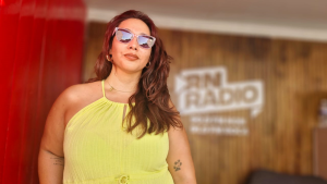 Víví el día 3 de la Fiesta de la Confluencia 2025 en Neuquén con RÍO NEGRO RADIO: juegos, sorteos y música