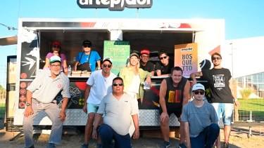 Buscan la inclusión y llegaron a la fiesta con su food track. (FOTO: Florencia Salto)