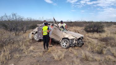 Quién era la mujer de Neuquén que murió en un vuelco sobre la Ruta 22, cerca de Choele Choel