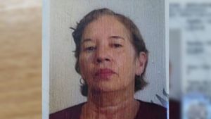 Buscan intensamente a una mujer de 66 años en Cinco Saltos: dejó una carta y desapareció