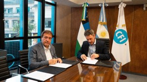 El Bolsón: Weretilneck acordó la llegada de $1000 millones para las zonas afectadas por el incendio