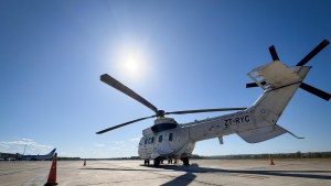 Incendio en el parque Lanín: llega un helicóptero de última generación coordinado por Neuquén y Chile