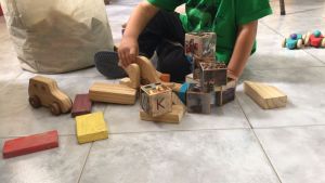 Infancias en el incendio de El Bolsón: cómo es el espacio para «procesar lo que les pasa» creado por vecinos