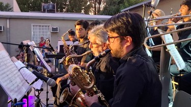 The Big Band universitaria en la Manzana 2025. Foto: gentileza Horacio Diaz, fotografía IUPA. 