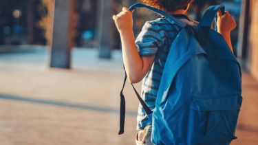 Iniciar el día con un desayuno completo, contribuye a la mejora del rendimiento físico e intelectual y la actitud en la escuela.-