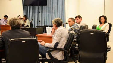 La audiencia del viernes fue suspendida, por consenso entre las partes. El lunes se firmaría un acuerdo. (Cecilia Maletti)