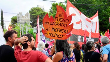 Video | Marcharon por los incendios en la Patagonia: las movilizaciones en Neuquén, Río Negro y Chubut