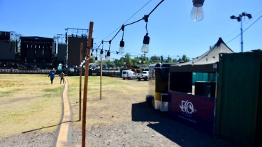 Fiesta de la Confluencia 2025 en Neuquén: quiénes tocan en los tres escenarios y la sorpresa de Sele Vera. Foto: Matías Subat.