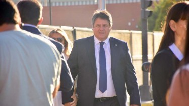 Traslado del basurero petrolero de Comarsa: «Se tenía que tomar esa decisión» dijo Mariano Gaido