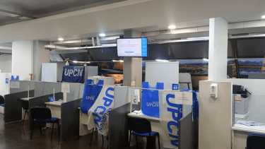 Los trabajadores agremiados en UPCN reclaman en Neuquén. Foto: gentileza.
