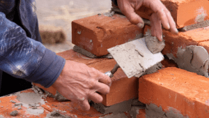 Sus vecinos inundaban su galpón, perdió todos los materiales y ahora la Justicia ordenó una indemnización