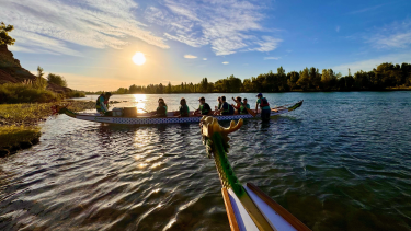 Remar en bote dragón en el río Limay este feriado de Carnaval, Foto gentileza Quatro Vientos. 