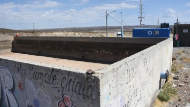 Cisterna del Parque Industrial II de Roca. Crédito Juan Thomes.