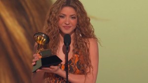 Shakira contra Trump en los Grammy 2025: apoyo a los inmigrantes y discurso emotivo