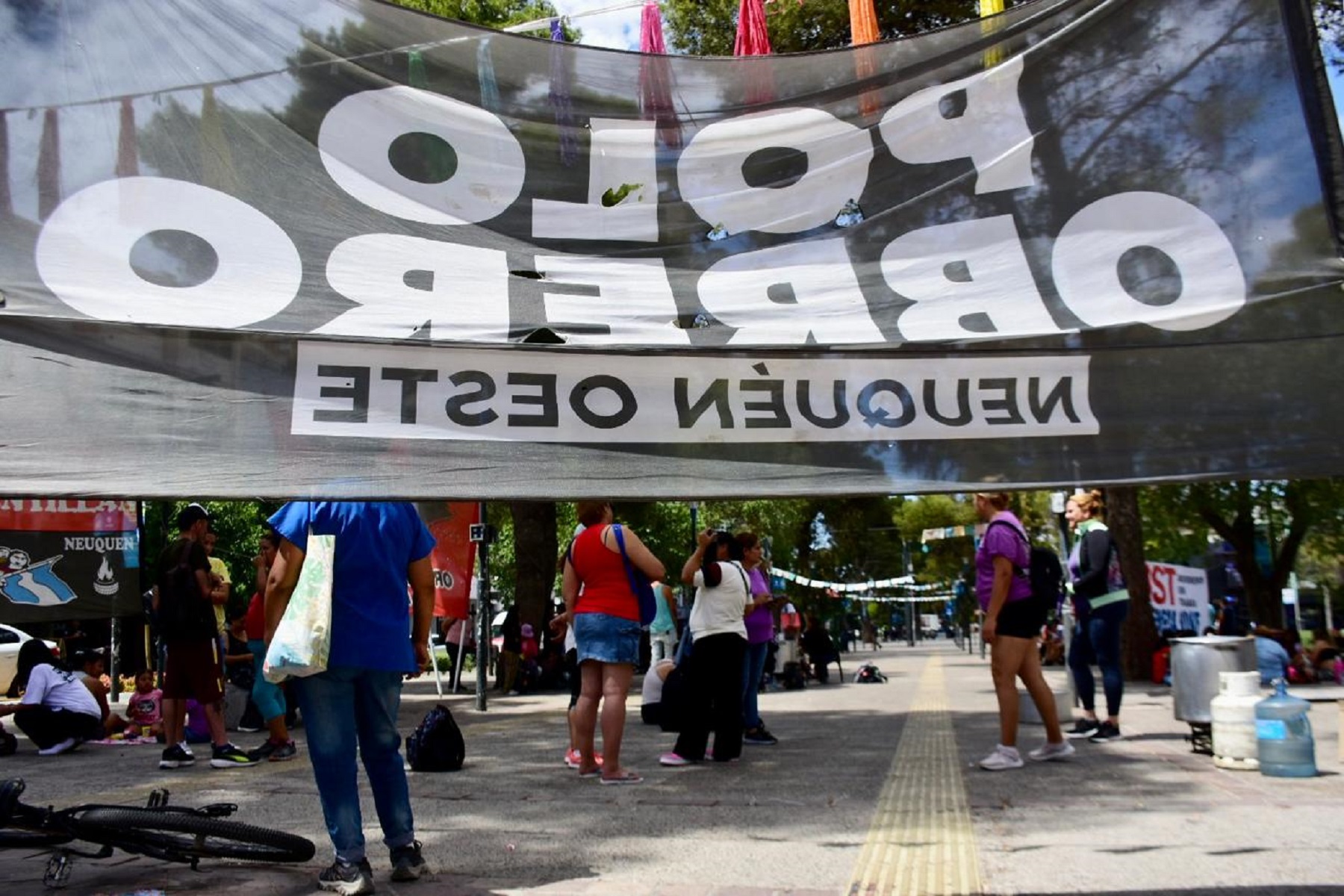 Organizaciones sociales se concentrarán frente a Casa de Gobierno en Neuquén.