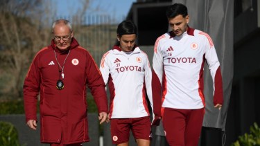 Claudio Ranieri, entrenador de Roma, habló sobre la continuidad de Leandro Paredes.