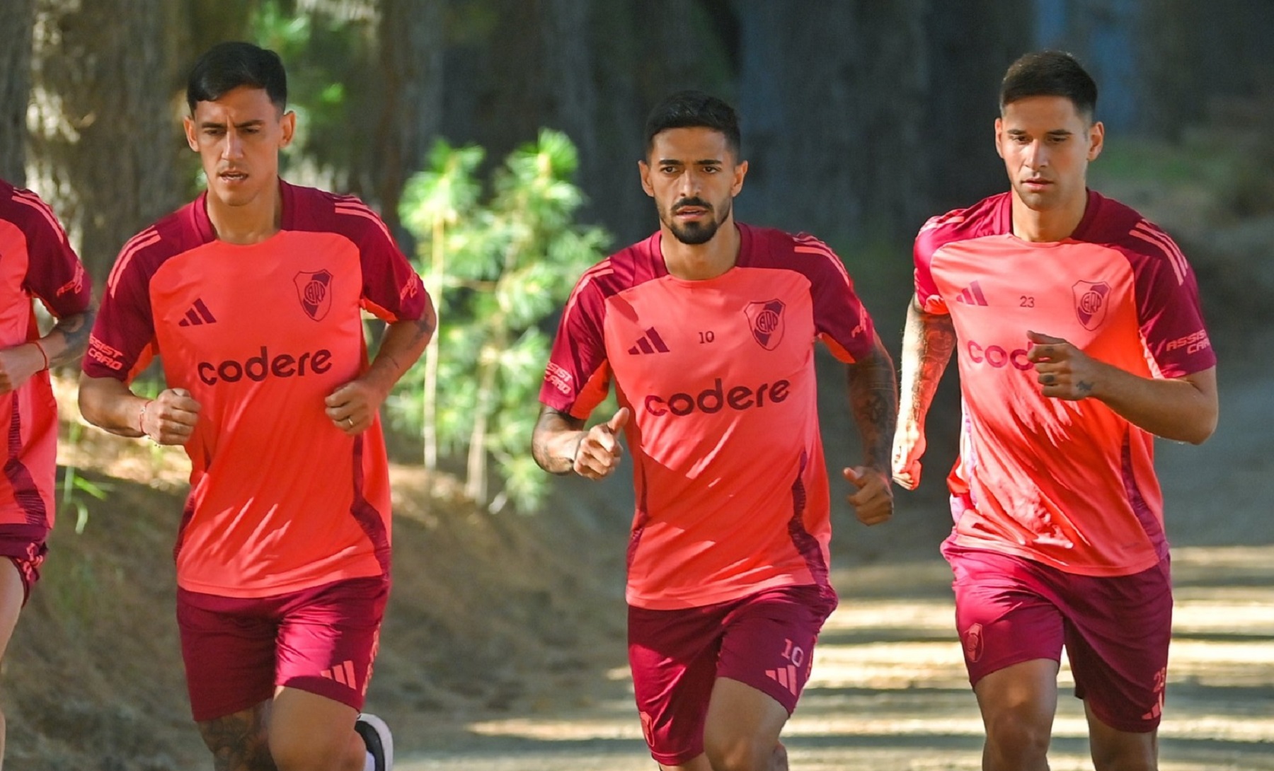 Rodrigo Villagra podría emigrar a Santos de Brasil.