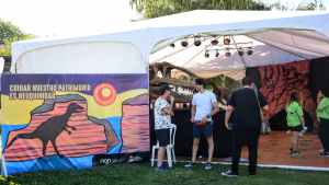 Parque paleontológico y arqueológico en la Fiesta de la Confluencia 2025 es una de las atracciones para la familia