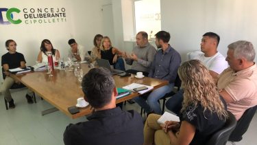 Debate sistema de transporte de Cipolletti. Gentileza