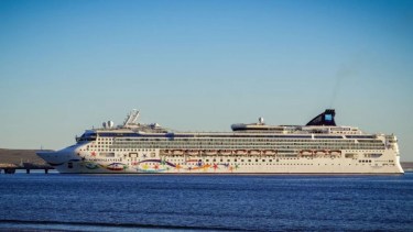 Emergencia en Puerto Madryn: un crucero tuvo que regresar a tierra por un pasajero con cardiopatía