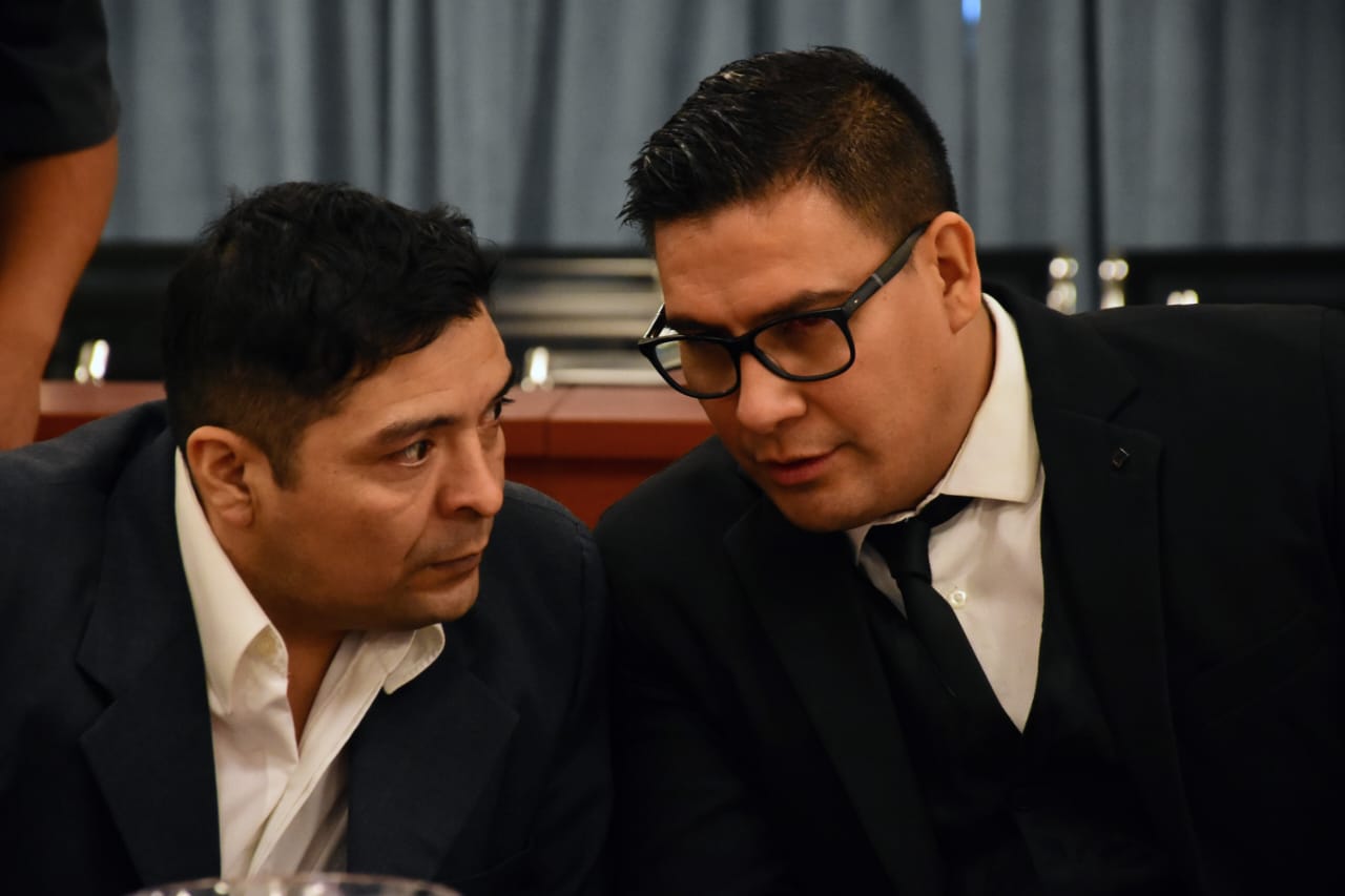 Calfuqueo y su defensor Carlos Fernández. Foto Cecilia Maletti.