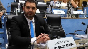 Esto es en off: un legislador peronista prepara el armado de su propio partido